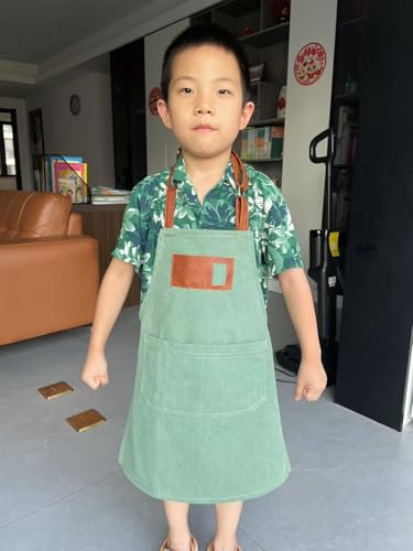 Canvas Aprons for Kids, Childrens Aprons with 4 Pockets and Card Slot Pocket for Painting Crafting Kitchen - color: Light Green