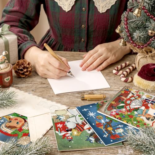 Saillong 12 Pack Vintage Christmas Diamond Painting Greeting Card Kits DIY Retro Christmas Diamond Art Cards with Envelope Xmas 5D Rhinestones Painting Kit for Adults DIY Craft Family Friend Xmas Gift - color: Retro Xmas