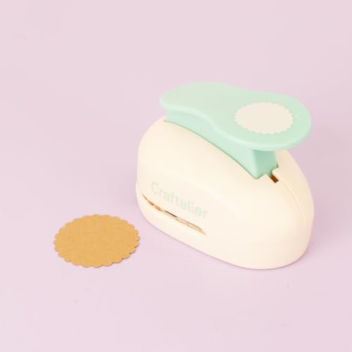 Craftelier - Scalloped Circle Punch 1.5" (3.81 cm) Diameter | Hole puncher, scrapbooking and crafts projects, lever punch, for paper and cardstock, size 3.54 x 2.75 x 2.16 in - size: Pack of 1: 1.5" Diameter
