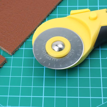 45mm Rotary Cutter Blades 50 Pack Replacement for Fabric & Craft - color: Silvery