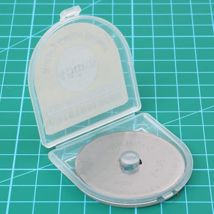 45mm Rotary Cutter Blades 50 Pack Replacement for Fabric & Craft - color: Silvery