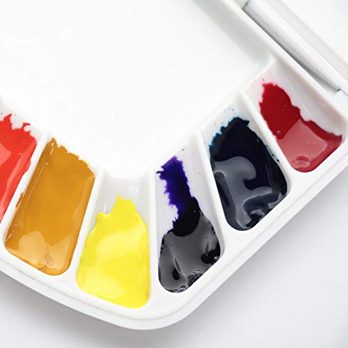 Mont Marte Airtight Watercolor Palette 16 Slot. 3 Mixing Areas and 16 Deep Color Wells.