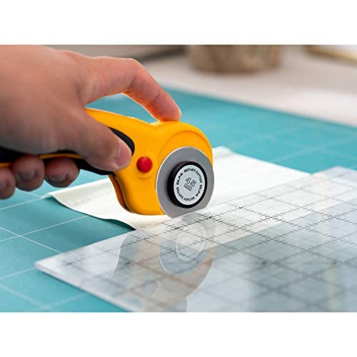OLFA 45mm Ergonomic Squeeze-Handle Rotary Cutter (RTY-2/DX) - Auto-Retract