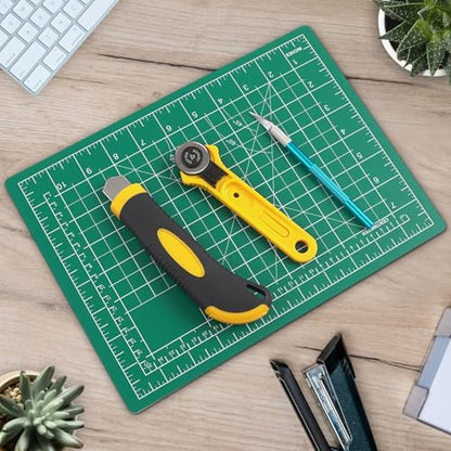 DIYSELF 8in×6in Cutting Mat, A5 Cutting Mat for Sewing, Fabric Craft Mat - color: Green, size: 8"L x 6"W