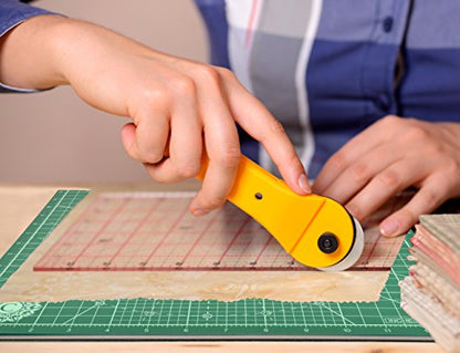 Calibre Art Rotating Self Healing Cutting Mat 14x14 (13" Grid), Quilting | Perfect for Quilting & Art Projects. Smooth, Non-detachable Rotation, Warp-Proof & Odorless, EN 71-3 Certified.