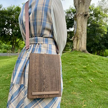 Writers Messenger Wooden Box Bag – Handmade Retro Crossbody Sketch Tool Box, Portable Artist Storage for Brushes, Pens & Outdoor Painting