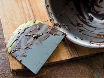 Fox Run Dough and Bowl Scraper, 4.75" Flat Edge Bench Scraper, Green | Durable & Dishwasher Safe Nylong & Silicone Bench Scraper | Easily Scrape Dough, Scrape Bowls & Cut Dough | Baking Gadget - style: Flat Edge Scraper