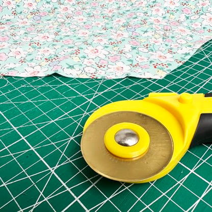 Titanium Coated 45mm Rotary Cutter Blades 50 Pack Rotary Blades for Fabric - color: Gloden