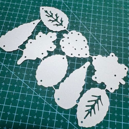 Patterned Leaves Cutting Dies Maple Leaf Metal Die Cuts Christmas Pine Leaves Embossing Stencils for Card Making Crafts Scrapbook Album Paper Decor - style: Leaves