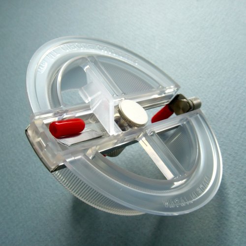 NT Cutter Circle Cutter, 3/4" to 6-3/4" Diameter (iC-1500P) | Leaves no pin trace, 1 Circle Cutter