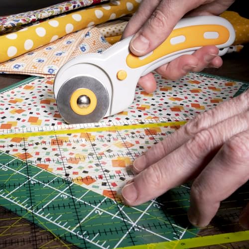 WA Portman 12x18 Fabric Cutting Mat, Quilting Rotary Cutter 5 Rotary Blades | Quilting & Sewing Kit, 12x18 Fabric Cutting Mat for Sewing with 5 Blades 45mm Rotary Cutter for Fabric, Clay and Crafting Kit - size: 12x18