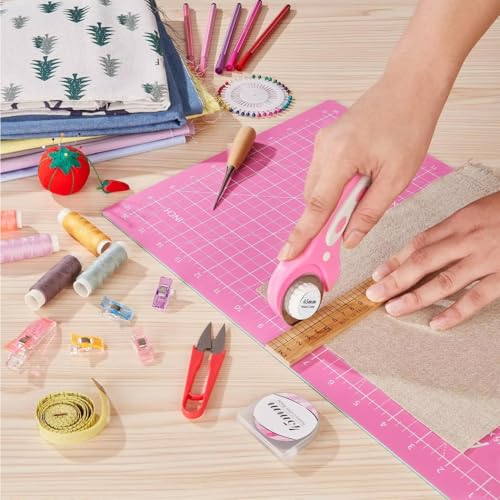 45mm Rotary Cutter with 5pcs Extra Blades, Ergonomic Handle Rolling Cutter with Safety Lock for Fabric, Leather, Crafting, Sewing, Quilting, Fabric Rotary Cutter Perfect for Left & Right Hand (Pink) - color: Pink