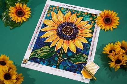 DIAMOND ART CLUB Golden Majesty Diamond Art Kits for Adults | Premium Diamond Painting Kit, Fun DIY Crafts for Adults, Round Diamond Art Canvas, 13" x 17" (33 x 42.7 cm) - color: Golden Majesty